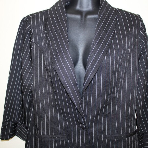 Ever B Black Pinstripe Blazer Medium 3/4 Sleeve Business Jacket - Picture 2 of 7
